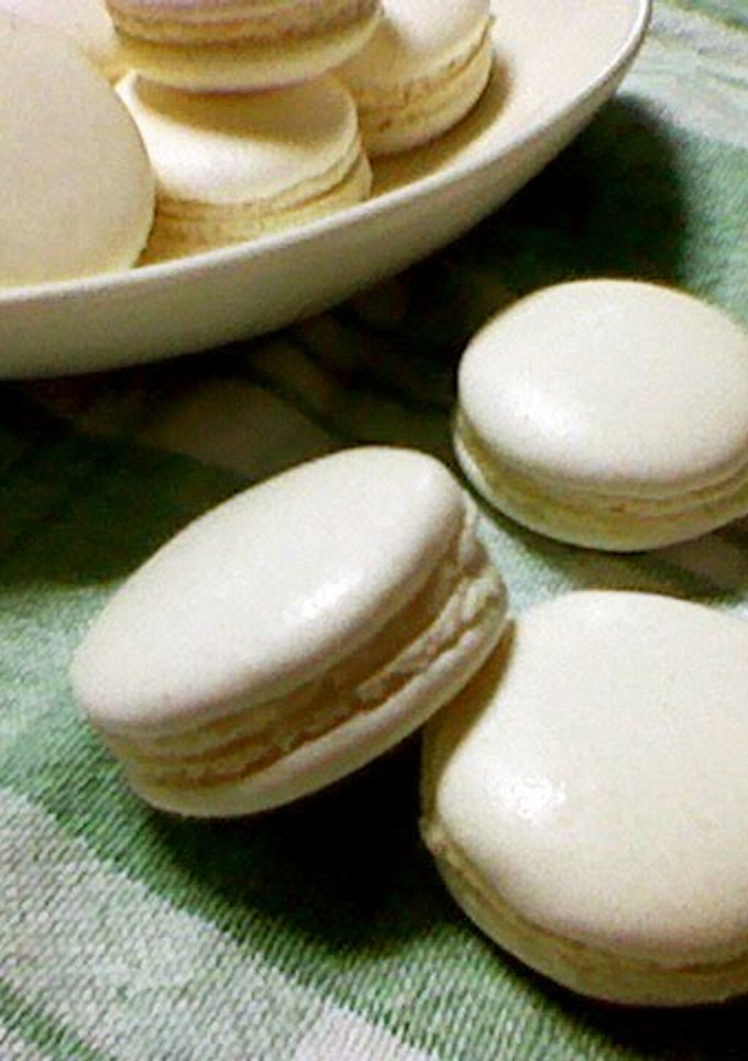 A picture of Sugar Lemon Macarons With No Poser.