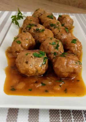 Foto principal de Albóndigas en salsa de naranja