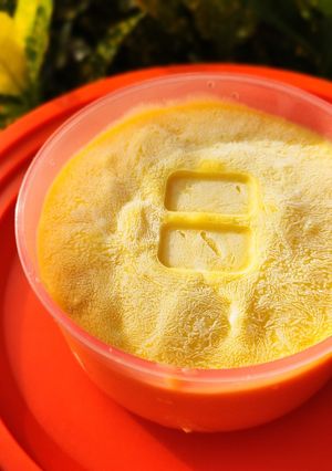 मैंगो आइसक्रीम (Mango ice-cream recipe in Hindi) रेसिपी मुख्य फोटो