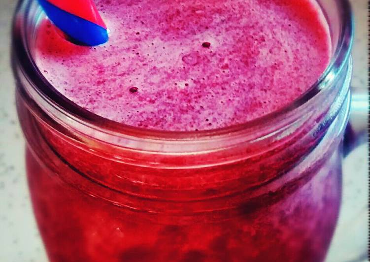 How to Make Any-night-of-the-week Iron Packed Smoothie