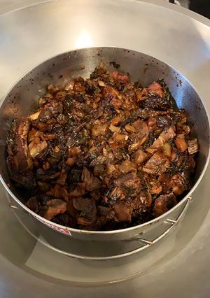 A picture of 梅菜扣肉.