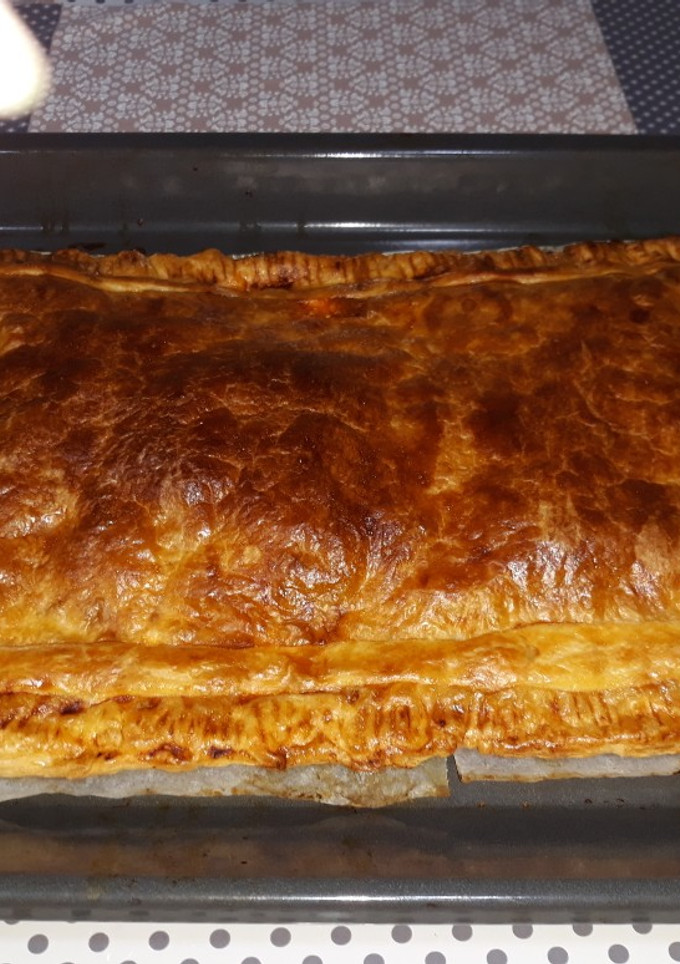 Una foto de Empanada de pollo con toque de orégano