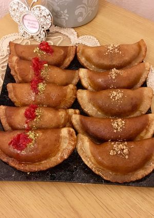 صورة لوصفة قطايف بجوز وجبنه