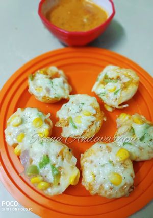 A picture of Mini pizza bites.