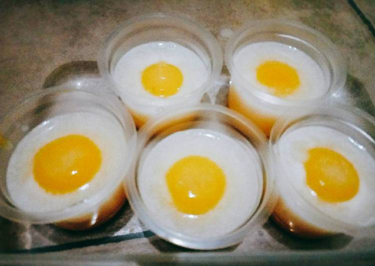 Puding telur mata sapi