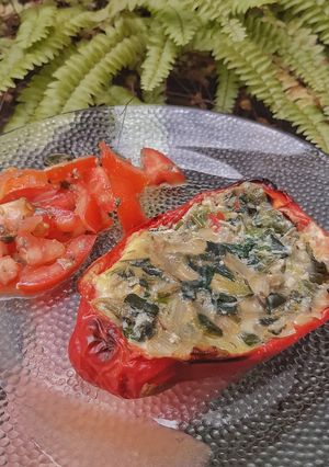 Una foto de Morrones rellenos vegetariano