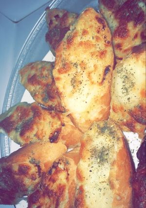صورة لوصفة خبز بالثوم😋❤️
