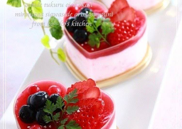 Tiramisu-style Strawberry Mousse