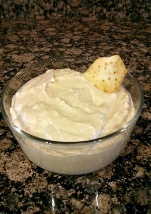 A picture of Hummus.