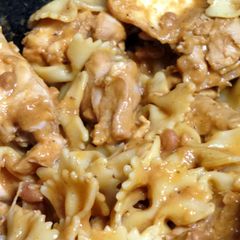 A picture of Bangin' Crockpot Chicken & Pasta.