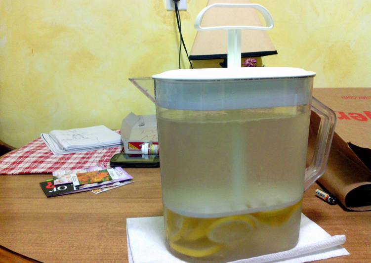 Simple Way to Prepare Yummy fresh lemonade