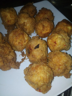 A picture of Yam balls.