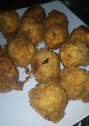 A picture of Yam balls.