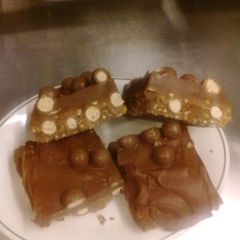 A picture of Malteser tiffin.