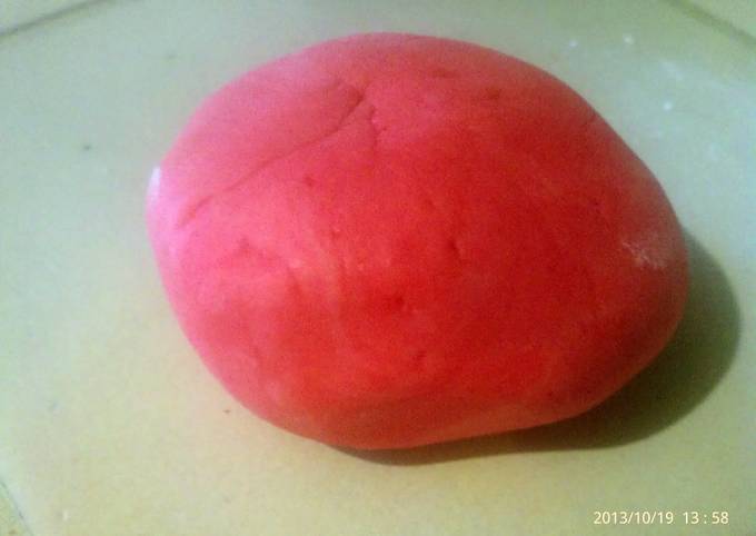 Step-by-Step Guide to Make Homemade fondant