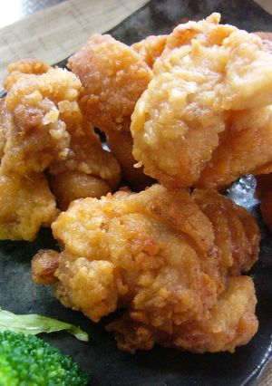 A picture of Crispy Juicy Zangi Fried Chicken.