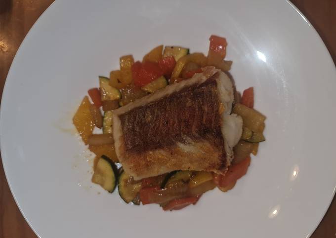 Seelachs auf Gemüsebett