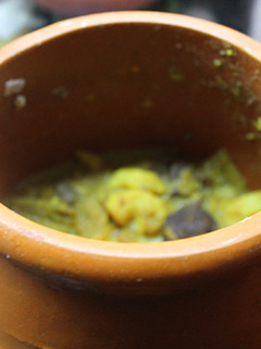 Una foto de Estofado de ternera con patatas y cardo
