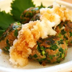 A picture of Healthy Japanese-style Hamburger Patties with Chives.