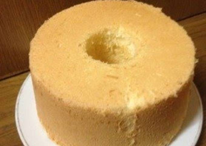 Classic Oil-free Chiffon Cake