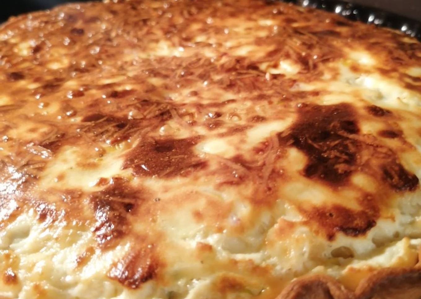 Tarte aux poireaux et aux lardons