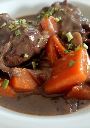Une photo de Joues de porc en cocotte au Cook Expert