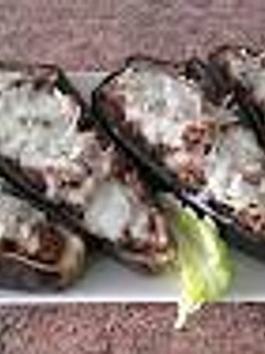 Una foto de Receta de berenjena rellena con carne picada