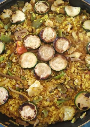 Una foto de Arroz integral con verduras