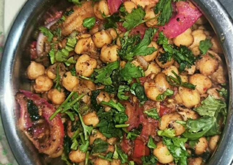 Recipe of Amritsari khatte chole in 26 Minutes for Young Wife