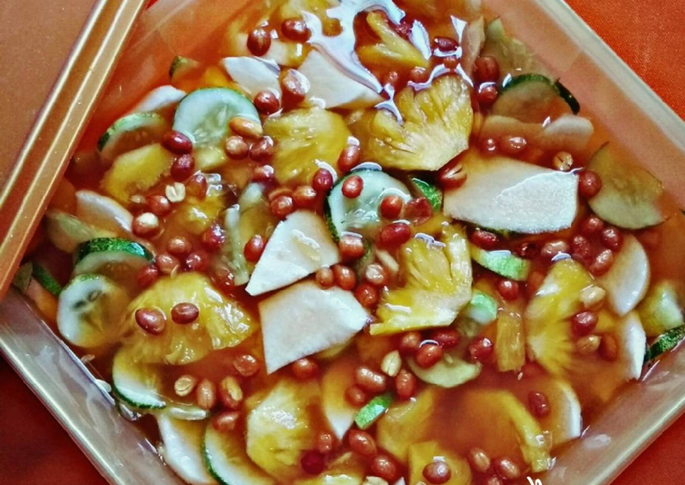 Asinan buah