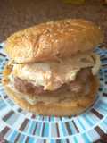 Hamburguesa con coleslaw