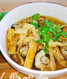 canh nấm hương đậu phụ