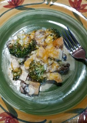 A picture of Keto Friendly Chicken Divan.
