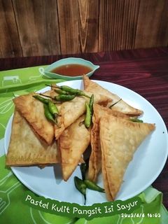 Foto resep *Pastel Kulit Pangsit Isi Sayur*
