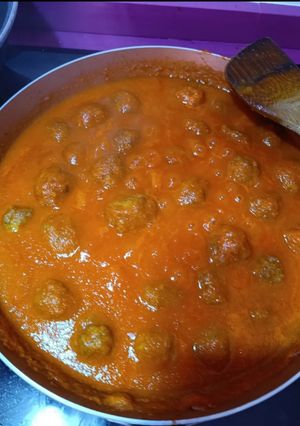 Una foto de Albóndigas con Salsa de Tomate. Tomy