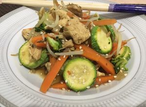 Una foto de Teppanyaki con jarabe de agave 🍲