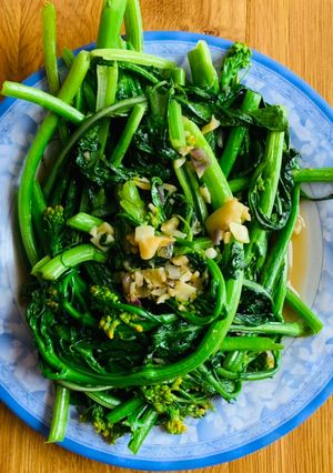 Hình của món Cải ngồng xào tỏi dầu hào.