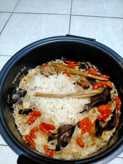 Foto resep Nasi Liwet Rice Cooker