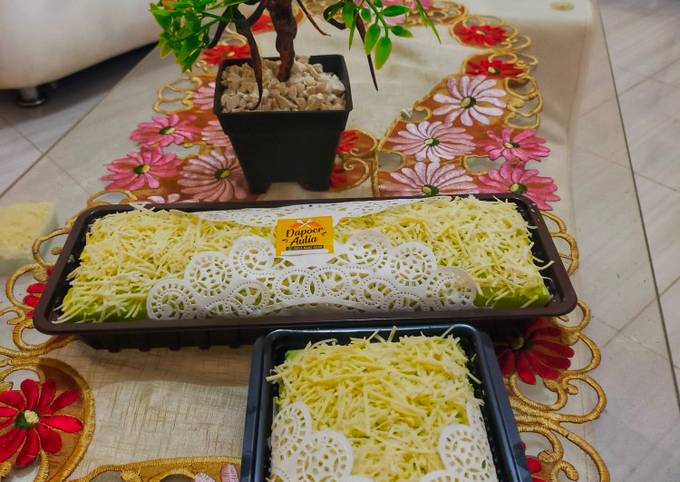 Resep mudah buat Bolu pandan kukus toping keju bahan simpel yang sedap