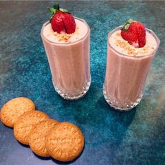 A picture of Strawberry cheesecake smoothie.