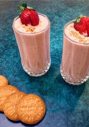 A picture of Strawberry cheesecake smoothie.