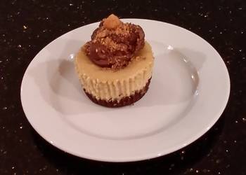 How to Cook Appetizing Peanut Butter Indivdual Cheesecakes Topped with Chocolate Ganache