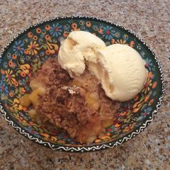 A picture of Peach Cobbler.