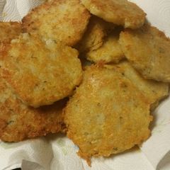 A picture of Cheesy Potato Pancakes.