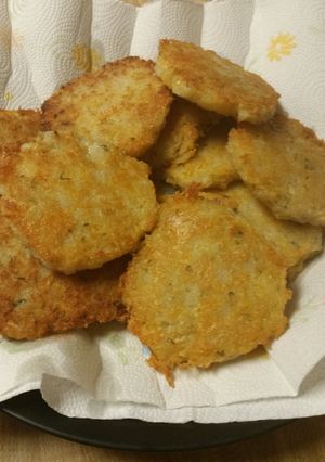 A picture of Cheesy Potato Pancakes.