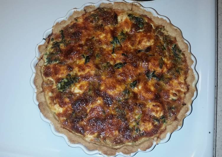 Spinach and Cream Cheese Quiche with Breakfast Sausage