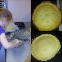A picture of Momma's Turkey pot pies.