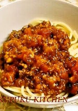 A picture of Meat Sauce Made from Canned Tomatoes.