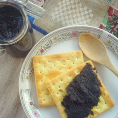 A picture of Homemade Black Sesame Spread.