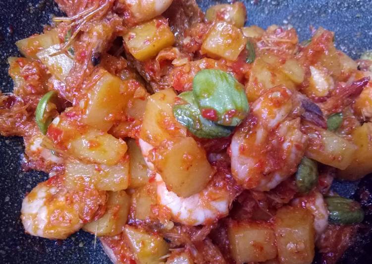Balado Kentang Udang Pete